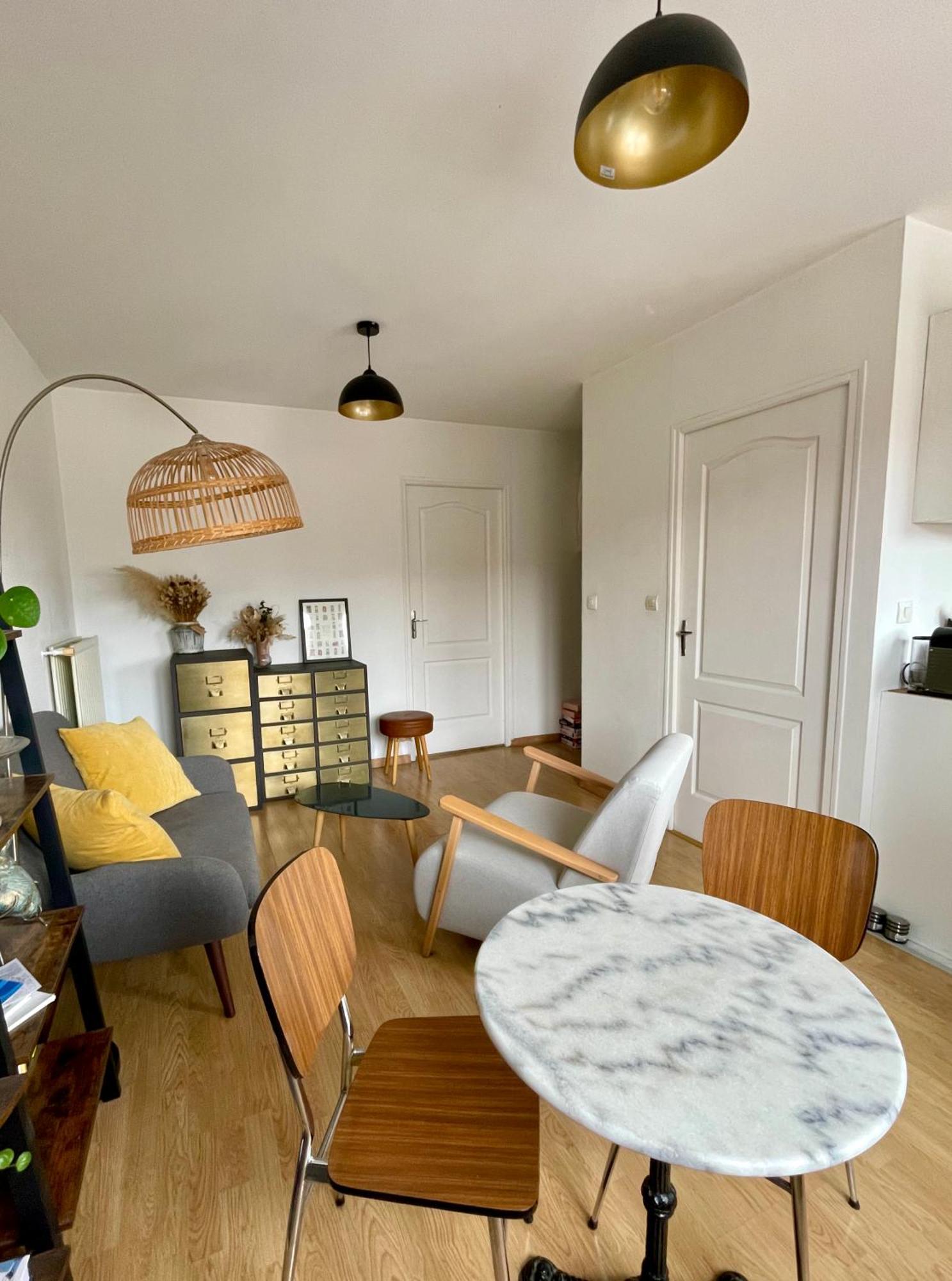 דירות לה מדלן 35M2 A La Madeleine: Salon, Cuisine & Sdb Prives מראה חיצוני תמונה